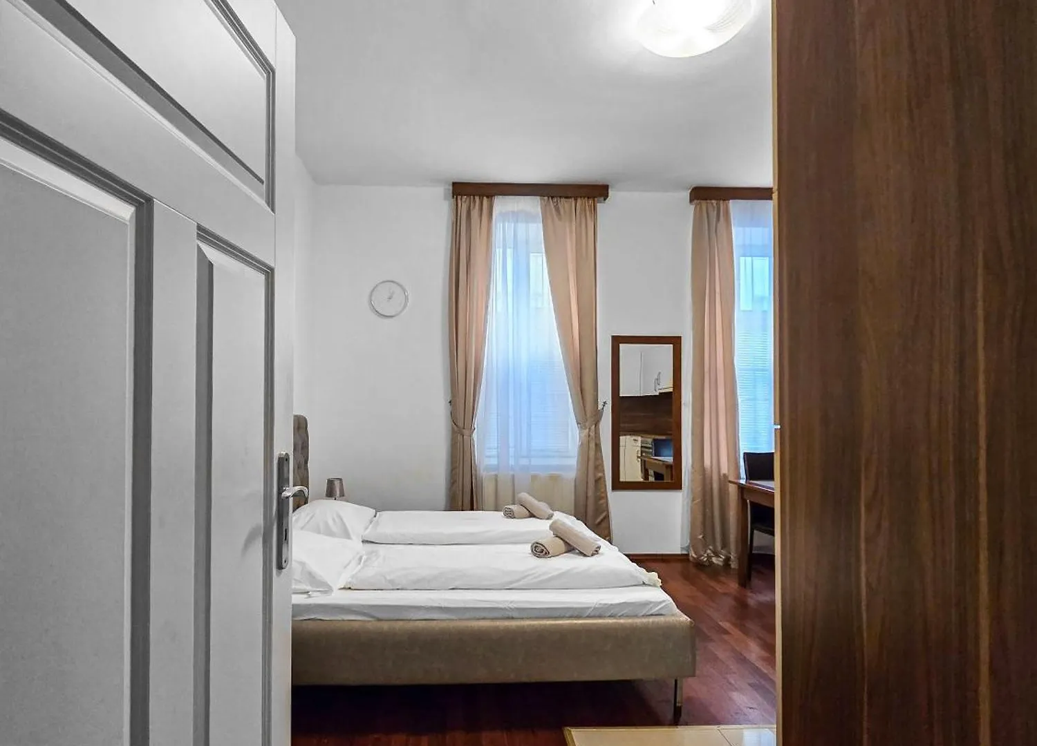 Waldmuller Apartment Vienna Austria